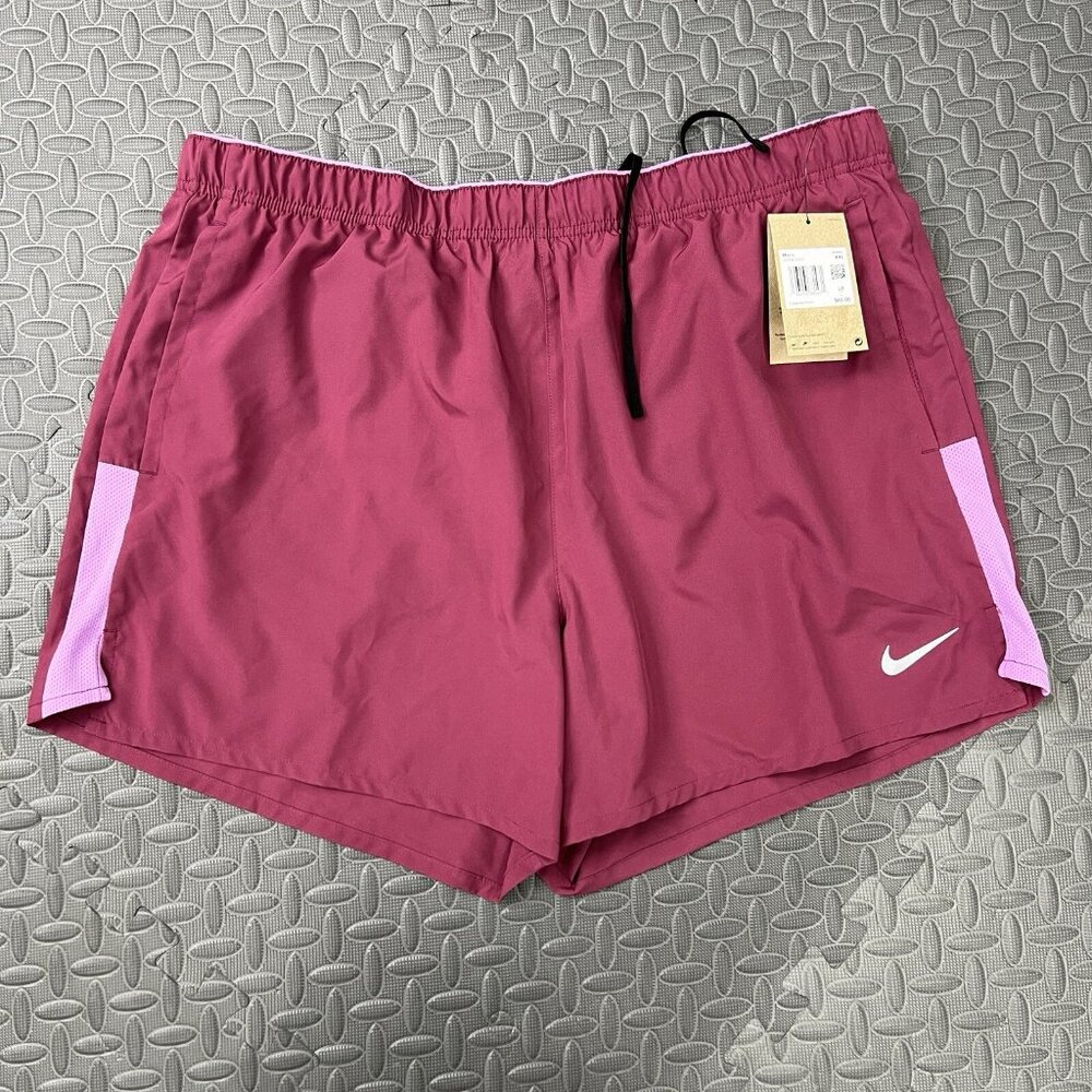Nike Running Shorts Size 2XL Mens Challenger 5" Standard Fit Lined Purple